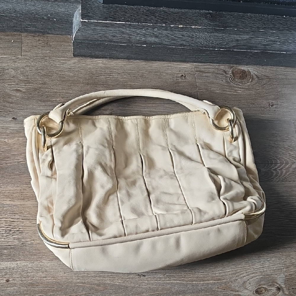 Bally Cream Leather Shoulder Bag with Gold Hardware